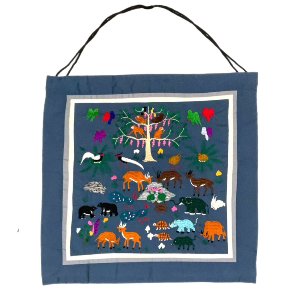 Hmong Story Cloth Tapestry - Embroidered - Animals Nature - Hand-stitched